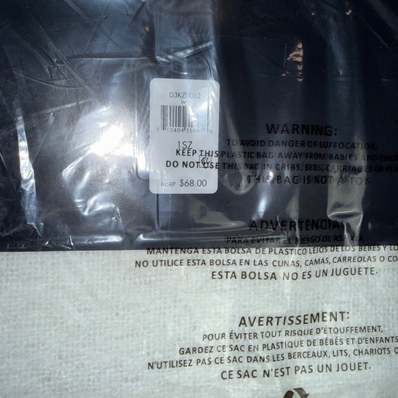 DKNY Beanie and Scarf Set Ivory White Winter Knit Fringe - Picture 5 of 5